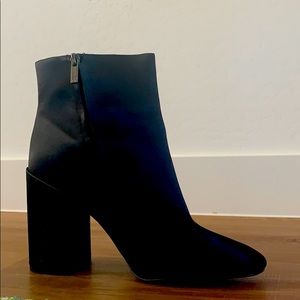 Jessica Simpson Windee booties size 11